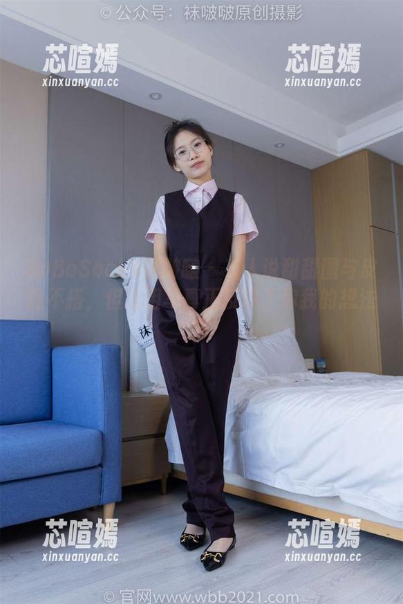 BoBoSocks袜啵啵 - 有人说甜甜圈与皮鞋不搭，但这组写真正反转了你我的想法？