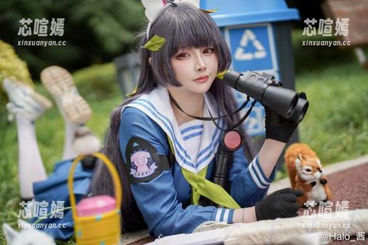 Halo_酱 在这幅高清中,Halo_酱的“黄豆粉”cos真是令人意外。