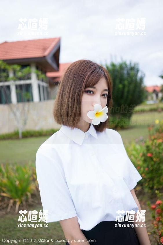 MiStar魅妍社 - 娜露Selena的美图：可能是白色的魔法在作怪，穿上我也能静谧无比？