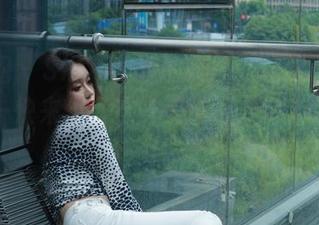 微密圈 – Sia不吃鱼的美图，让我眼睛发直——快来见证这些美脚吧，完全免费哦！