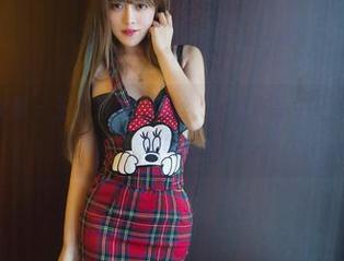 TuiGirl推女郎 – 王李丹尼的肉丝，原图作品中一闪而过的那点暧昧。