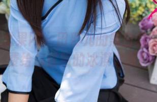 UGirls尤果网 – 田慕儿的黑白套图——免费给你忧郁的冰淇淋噢！