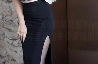 Xiuren秀人网 – K8傲娇萌萌Vivian的定制之旅，图片里藏着多少未说的故事？