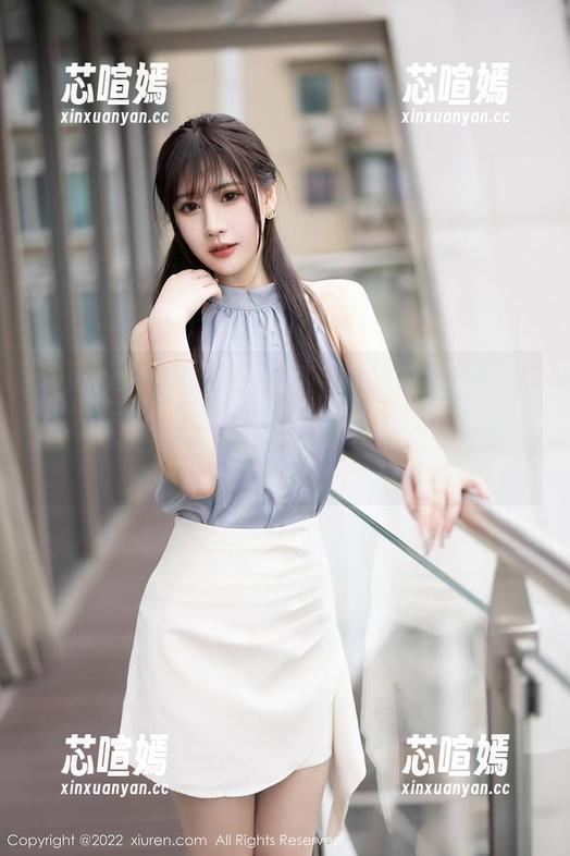 Xiuren秀人网 - 女孩与小蛮腰lvy的混搭写真——这组套图，难道我的眼光都歪了吗？