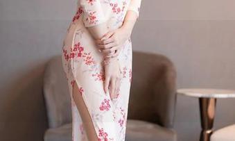 Xiuren秀人网 – 吊带束缚了她的衣物，却释放了明日花桃桃的气场，资源直入我的心。