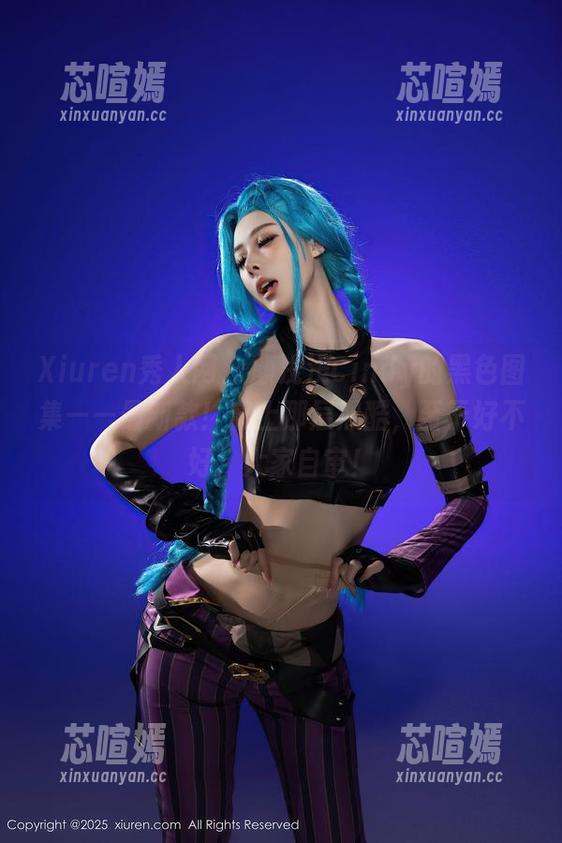 Xiuren秀人网 - 颜浅浅Cindy的黑色图集——最新款！穿上那层黑酷，至于好不好，大家自审！