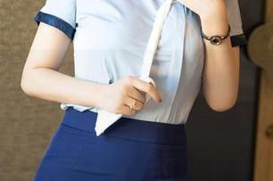 YouMi尤蜜荟 – 有多少人在张思允Nice的图片里迷失在纯白之中呢？