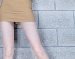 beautyleg – 戴上Miya的眼镜，连快乐都变得清晰了！图片更新，速速点击！