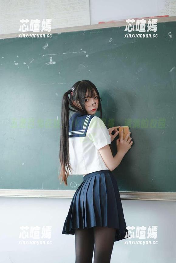 五更百鬼 五更百鬼在线:JK制服图集,满满的校园回忆