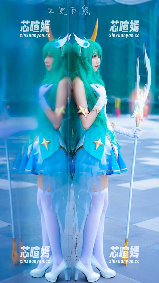 哇，五更百鬼可真会挑衣服，阿狸护士服写真让人网盘都快撑爆了，话说谁来提醒我别狂点！