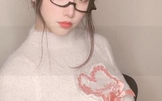 你十七鸽的牛仔裤图包！这可是个免费的代入感，保证你看了不想撒手！