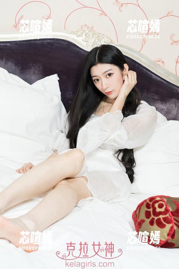 克拉女神 - 草地、沙滩，还有嘉萌的裸足写真，秋天来了！
