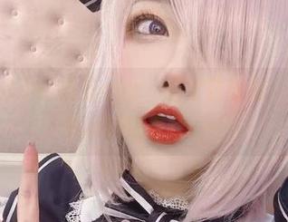 啾小妍Deer最新cos，妍宝转圈圈，咋感觉看得我脑壳疼……