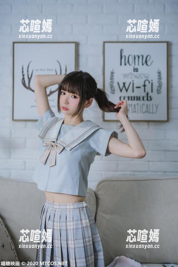 原图更突显了猫儿女友的慵懒神态，喵糖映画太会抓住人的心了。