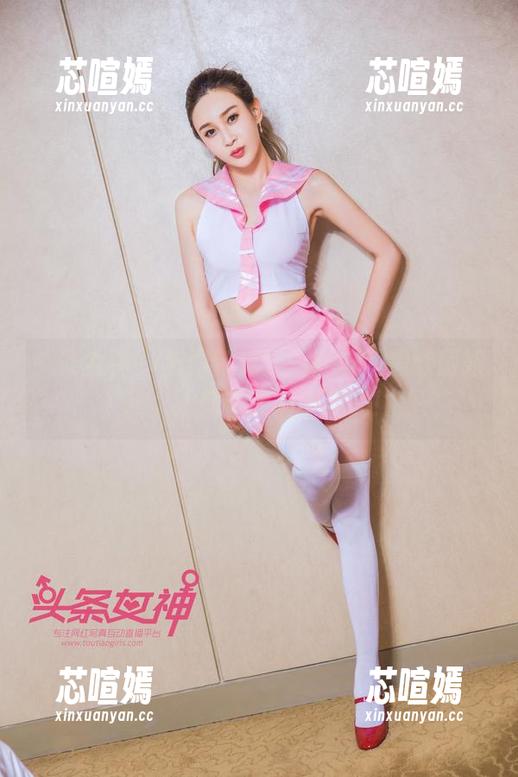头条女神 - 美图新定义：乔安的黑纱厨娘风，让你在油烟中闪光！