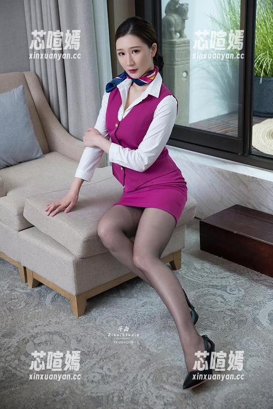 头条女神 - 哪怕只是足部，周治宇的作品也能让人多盯一会儿，嘘，别告诉他！