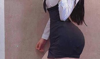 微密圈 – 姐姐Lalion的最新护士写真，在原图中透出的那份干练和朦胧，恍如那个梦里的人。