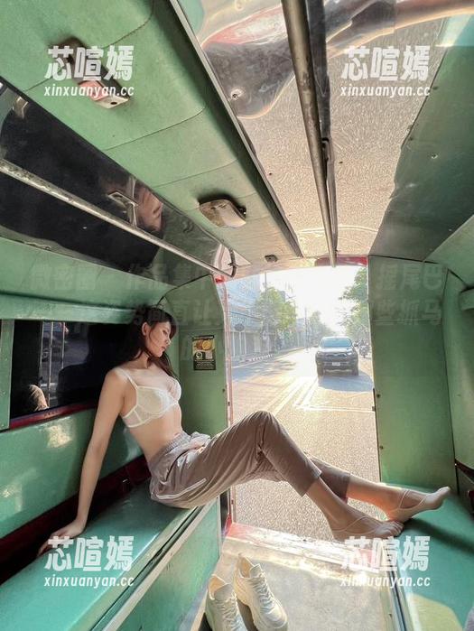微密圈 - 作品集中的就是阿朱啊：摇尾巴——这姿势简直让人不得不想起那些抓马的小狗狗。