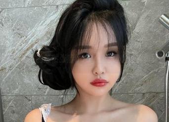 微密圈 – 私拍中的悠然张鑫baby，超级小短裤和夏日的提案