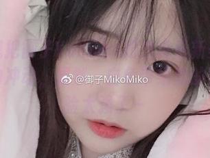 有种想把御子Yumiko的白裙最新美图当壁纸的冲动，果然，白色带给我的梦游体验太强了～