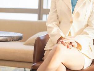 抖娘利世的网袜图集：是不是该给小腿加个补丁？