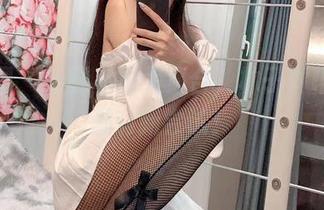 微密圈 – 长腿私拍大集合，林子琳喵每天都有新尝试！