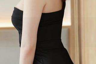 模范学院 – 程程CC的最新校服美图，就问谁能顶得住？