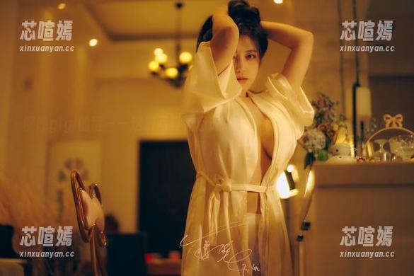 樱晚gigi 樱晚gigi的猎——这组写真,目光游荡,心不在焉的照片里的故事。