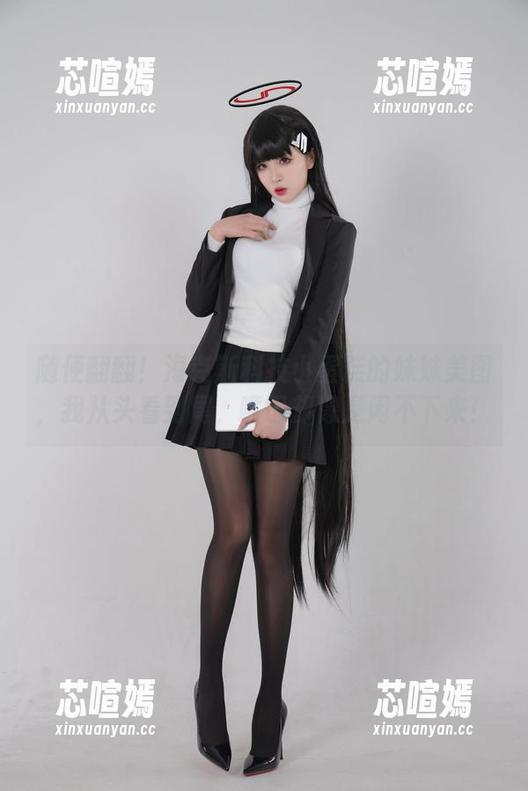 随便翻翻！海克斯科技小蛋糕的妹妹美图，我从头看到尾，嘴巴却像是闲不下来！