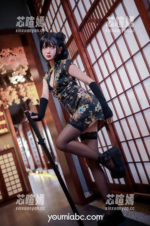 炸蛋Boom带来的女仆原图：换上我的咖啡，那眼神…别说了！