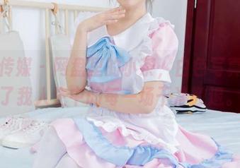 物恋传媒 – 网盘里的小茶，白色写真像极了我人生中的每一场干净撤退。