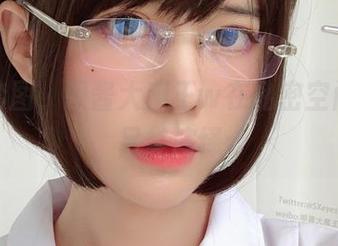 豹纹套图，眼酱大魔王w在私密空间里的另类演绎