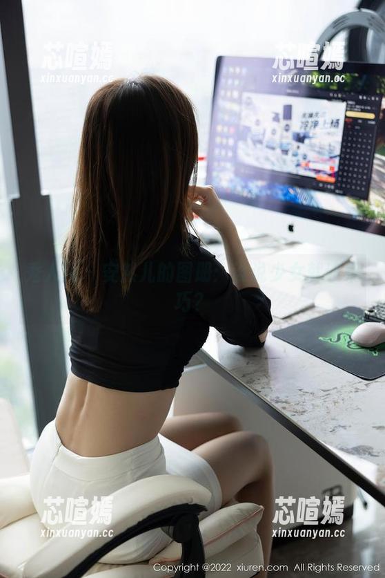 秀人网 - 安然儿的图册：谁说少女就该乖巧？
