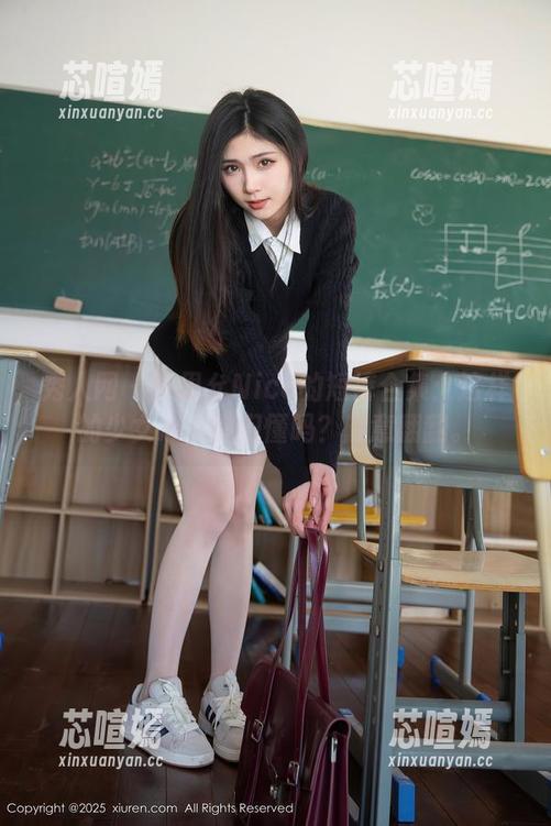 秀人网-张思允Nice 秀人网 - 张思允Nice的短裤合集:这样的少女心,你们懂吗?随意翻翻。