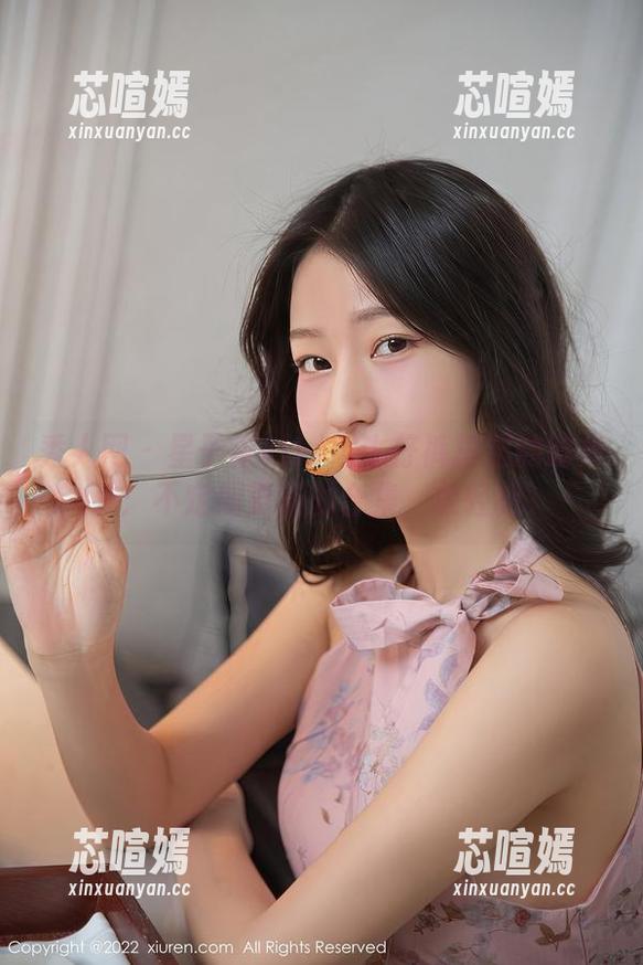 秀人网 - 星子柒kiki用牛仔裤撑起的时光：不定期更新的合集，放轻松