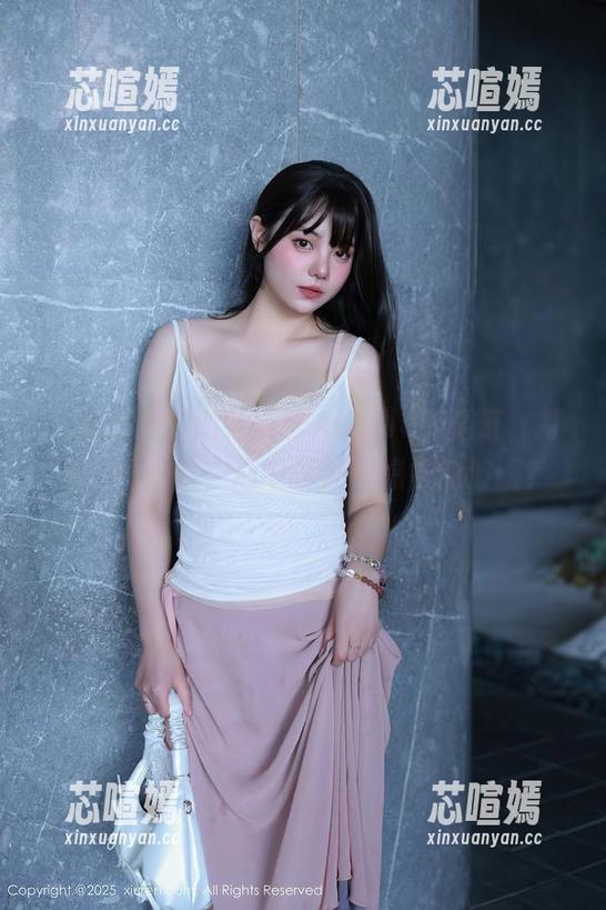 秀人网 - 漫游柴婉艺Averie的浴缸，打开一幅图片，心中是否有想象的波澜？