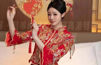 秀人网 – 阿乖Kiddo浴室高清特辑：就在这小小的空间里