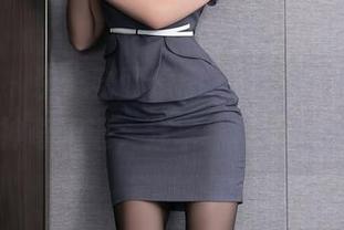 秀人网 – 杂志封面原图，颖仪baby和肉丝的神奇相遇，分享给你们哈哈哈！