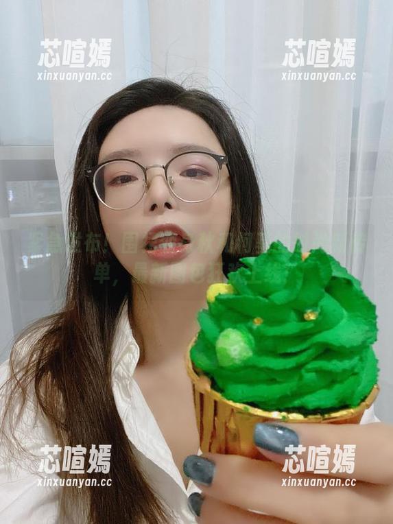 紧急发布！围裙变身秋和柯基的时尚新传单，最新图包狂欢上线！