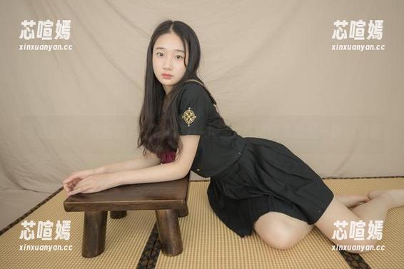紧急企划 - 校服的另一种姿态，小恩的私房图集泛起一阵小波澜