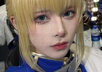 谁能想到腥味猫罐的镂空作品会在网盘上变成合集？！