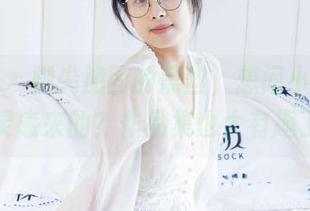 袜啵啵 – 脚尖加固的黑丝，想问小安是从哪个灵感来的？作品集也太有趣了吧！