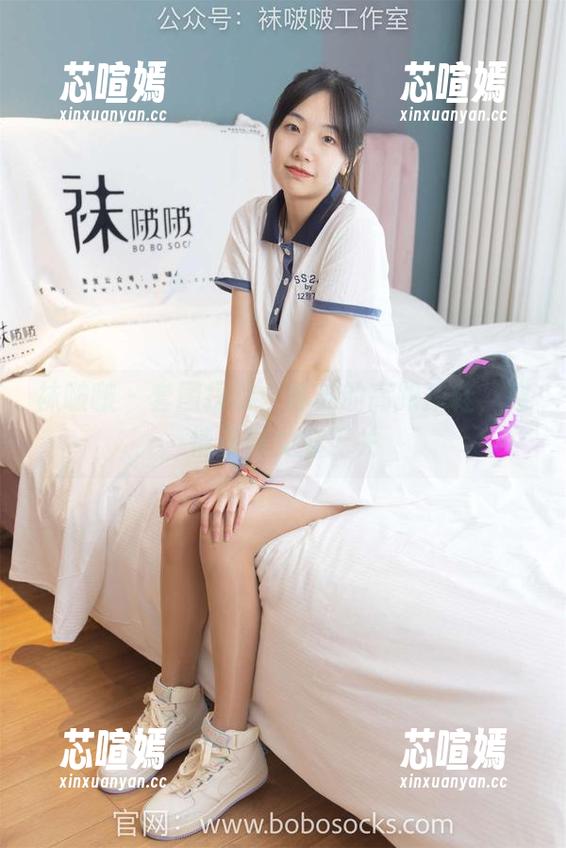 袜啵啵 - 套图探讨：苏苏的高跟凉鞋，感情深与丈量无关
