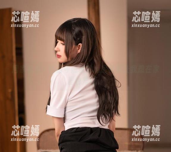 居家必看！西园寺南歌的私房合集让我想在家里也摆拍。