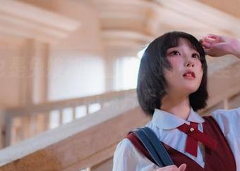 阿包也是兔娘加职业装，哪有无圣光更适合的照片呢？