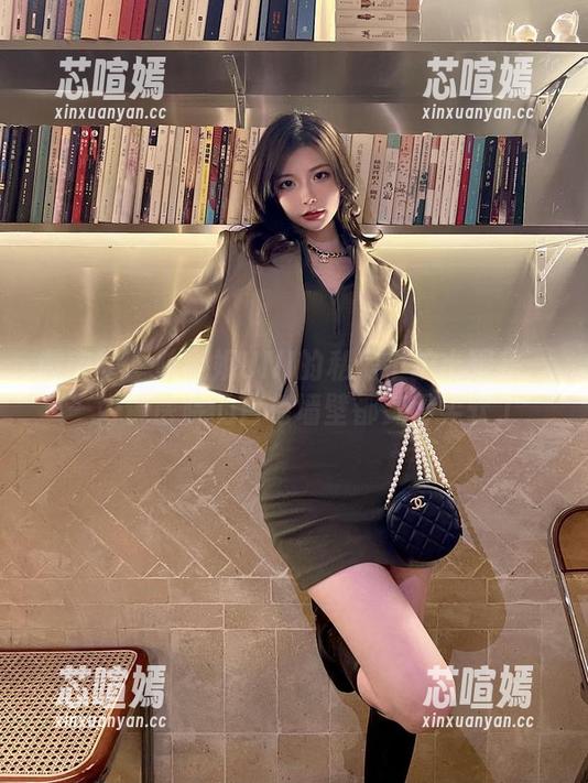 微密圈 - 陈妮妮UNI的私房小护士图集——好像医院的白色墙壁都变得柔软了